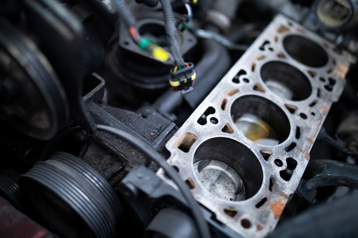 Are you looking for a garage that can handle all your engine rebuild